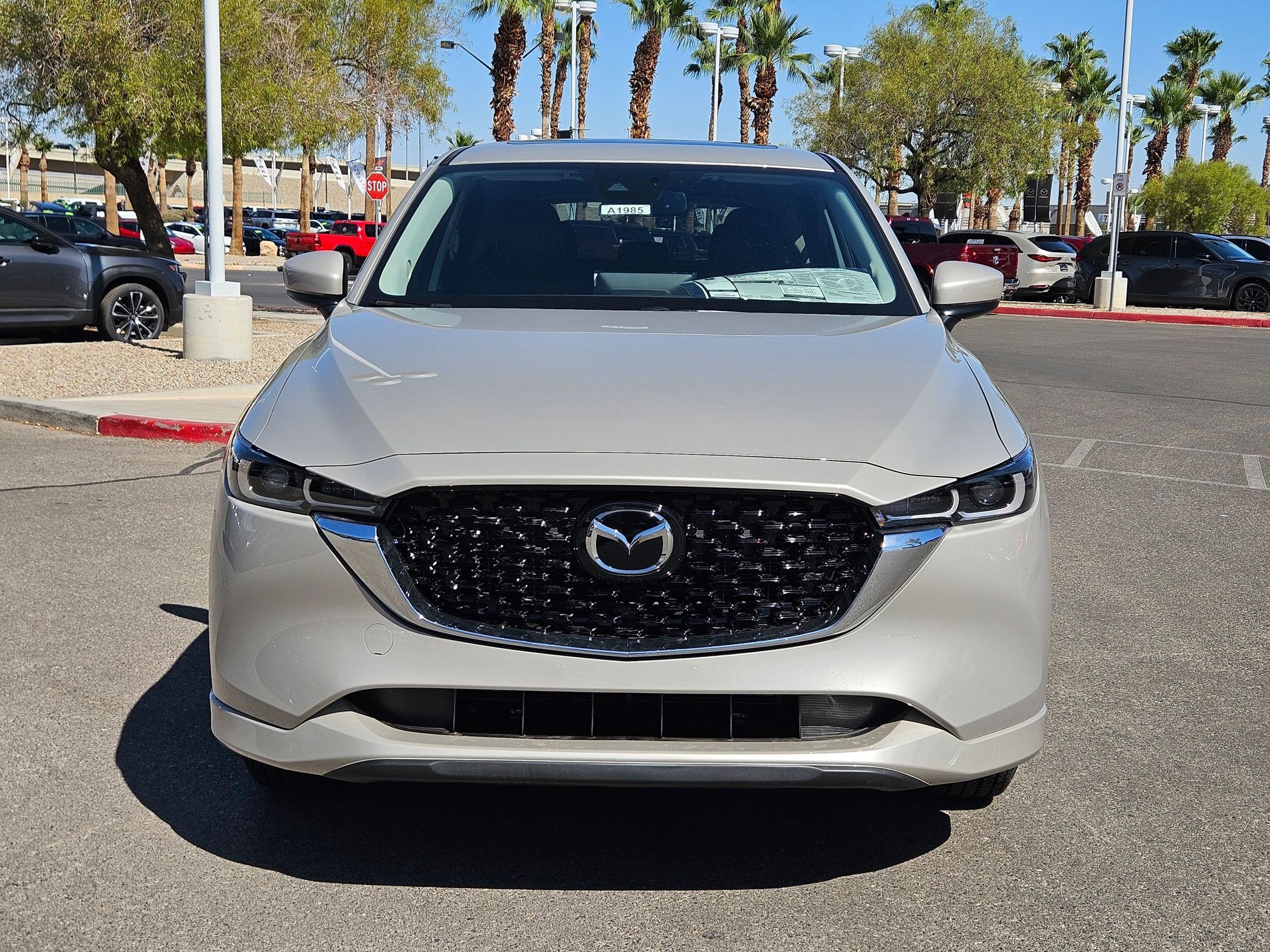 2025 Mazda CX-5 2.5 S Preferred photo 8