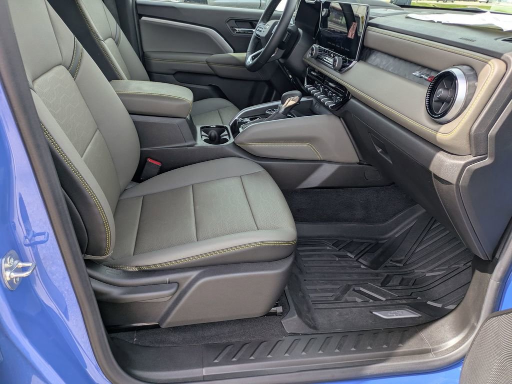 2025 Chevrolet Colorado ZR2 photo 27