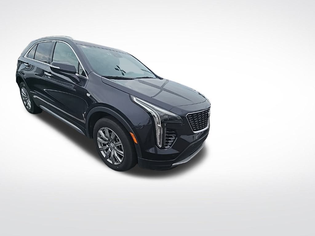 2023 Cadillac XT4 Premium Luxury photo 4