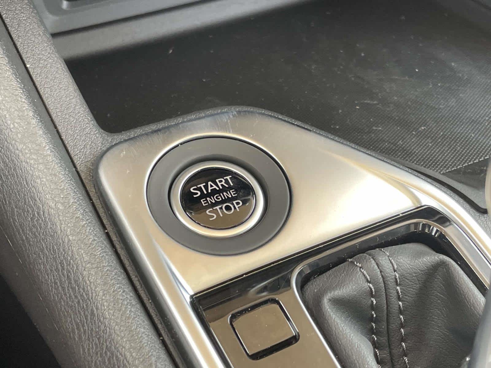 2025 Nissan Sentra SV photo 22
