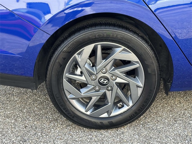 2024 Hyundai Elantra SEL photo 10