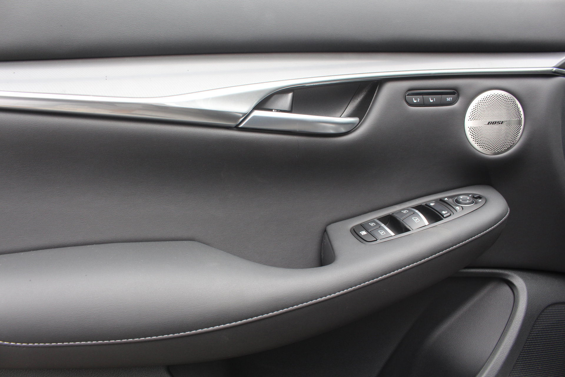 2025 Infiniti QX50 Luxe photo 11