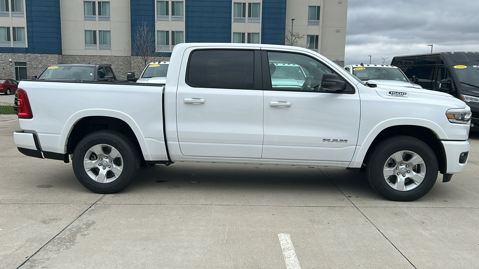 2025 Ram 1500 Big Horn Lone Star photo 2