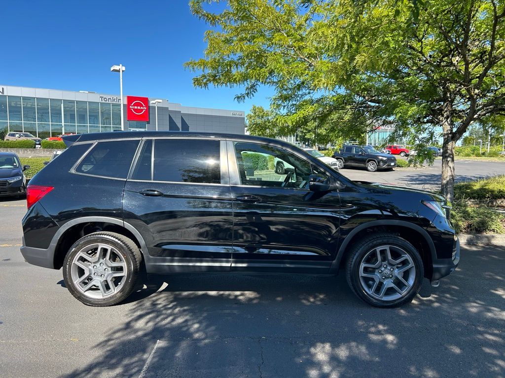 2023 Honda Passport EX-L photo 2