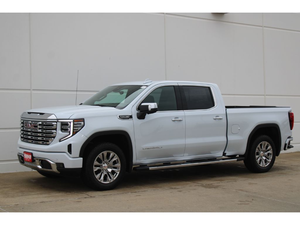 2026 GMC Sierra 1500 Denali's photo