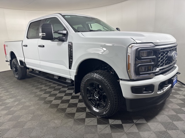 2026 Ford F-350 Super Duty XL's photo