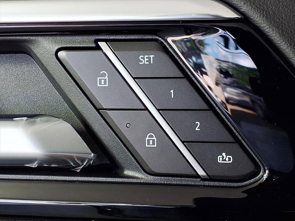 2026 Chevrolet Tahoe LT photo 5