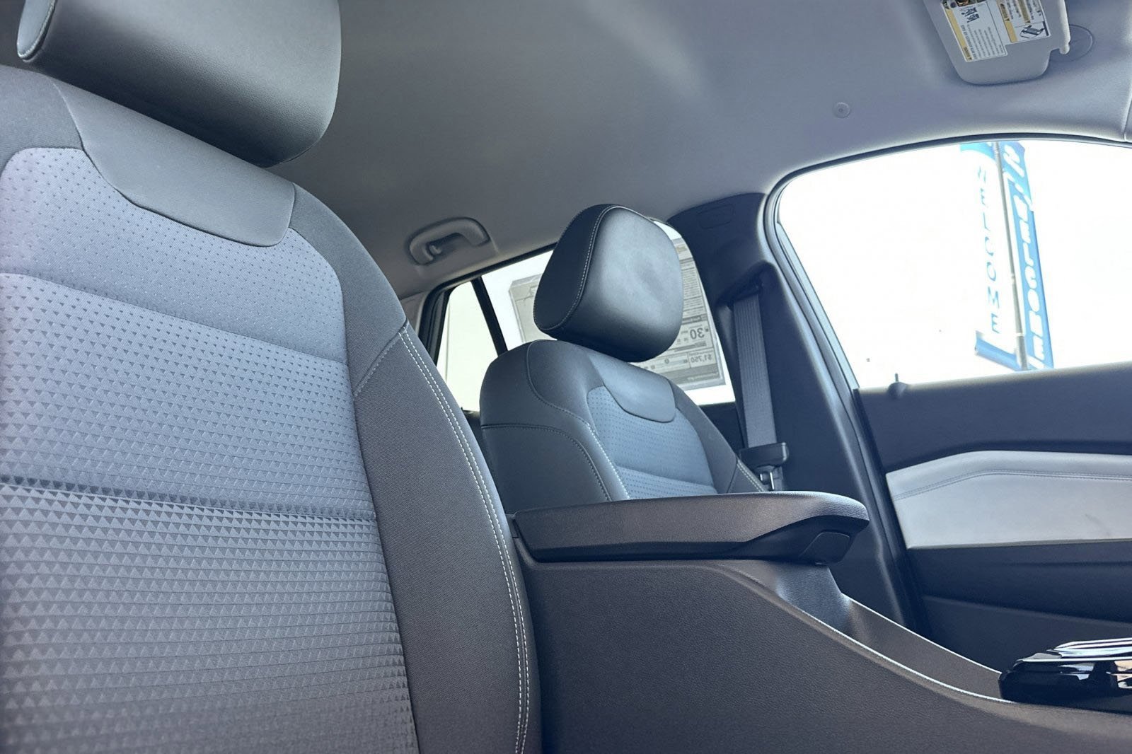 2025 Chevrolet Trax photo 17
