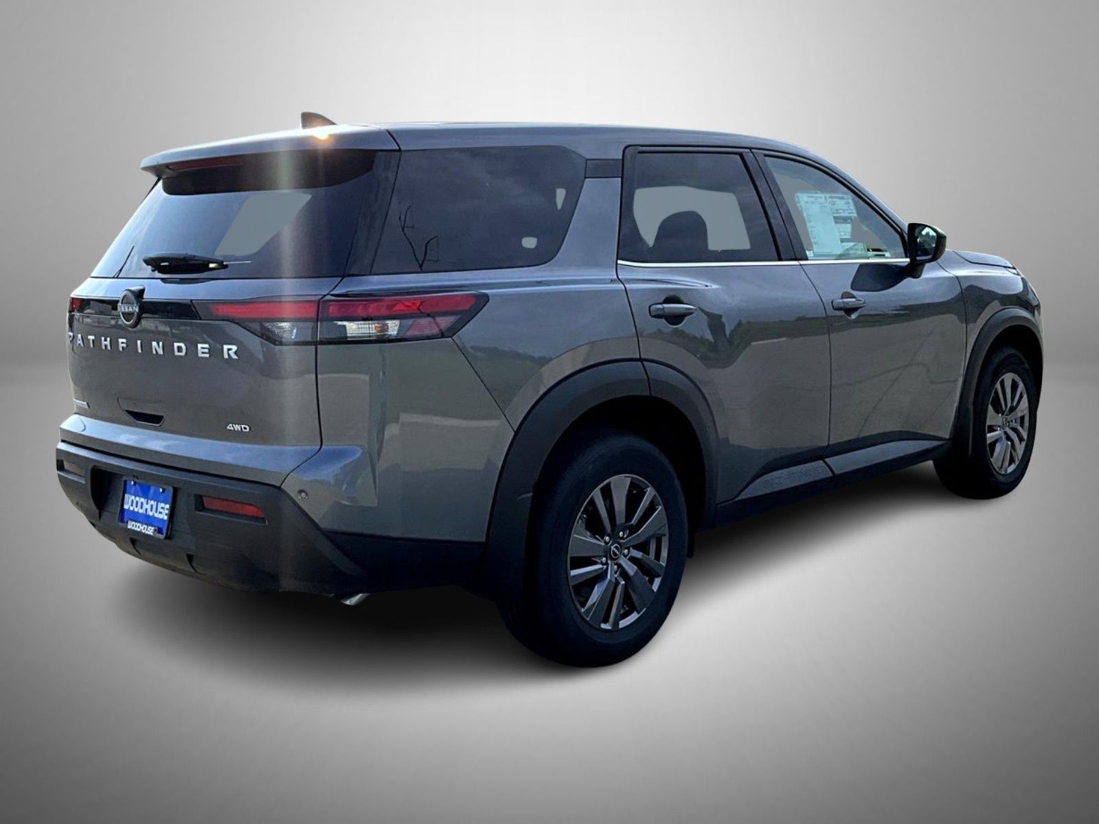 2025 Nissan Pathfinder S photo 5