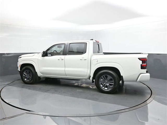 2025 Nissan Frontier SV photo 4