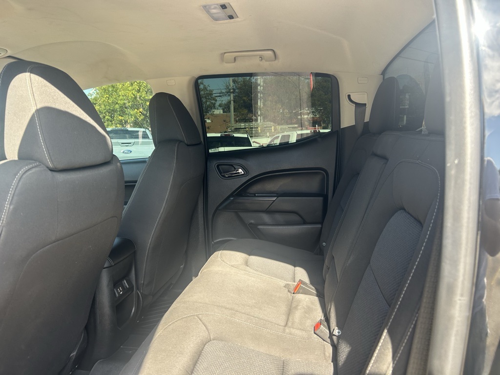 2021 Chevrolet Colorado LT photo 24