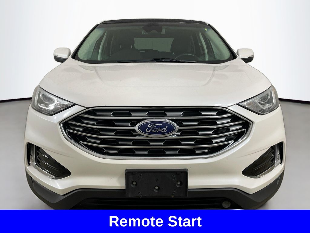 2019 Ford Edge SEL photo 2