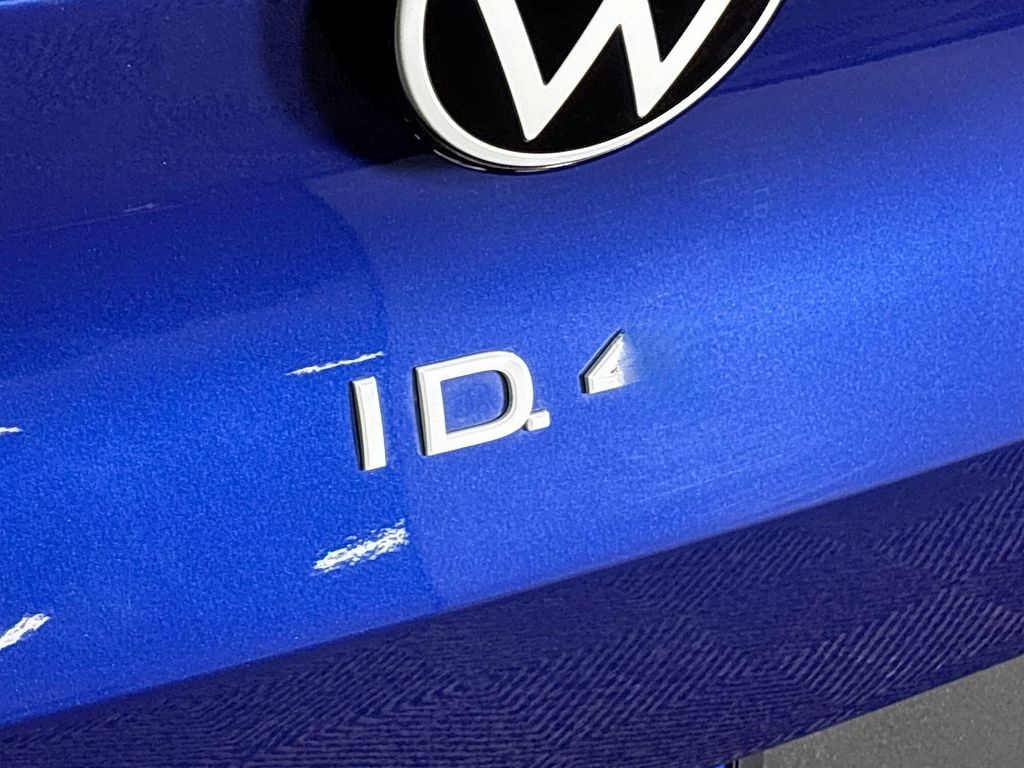 2022 Volkswagen ID.4 Pro S photo 22