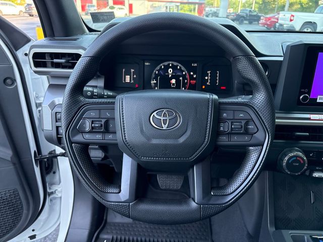 2025 Toyota Tacoma SR5 4x4 Double Cab photo 14