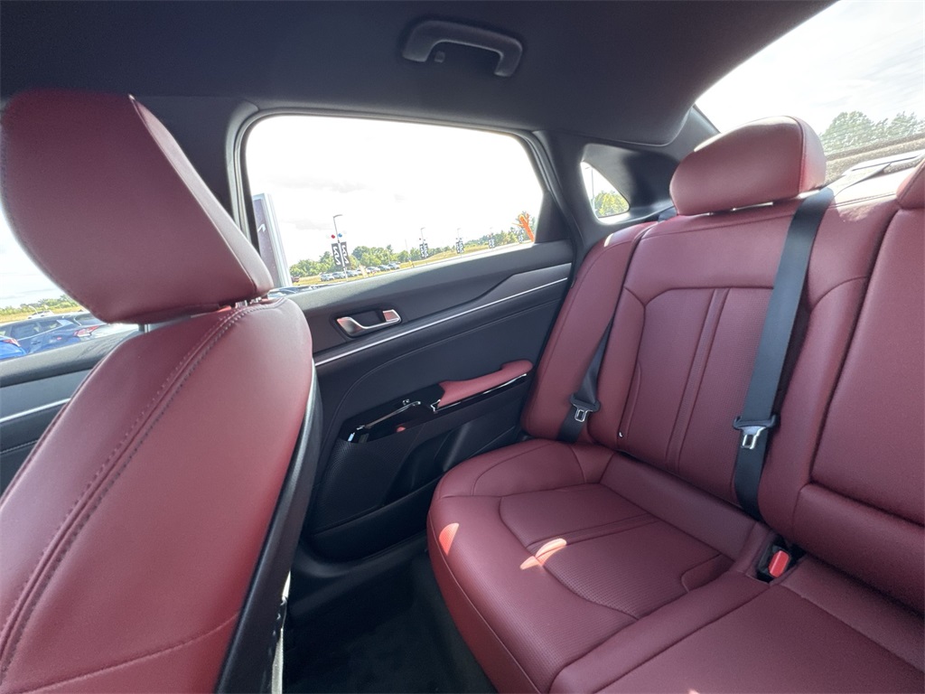 2026 Kia K5 GT-Line photo 12