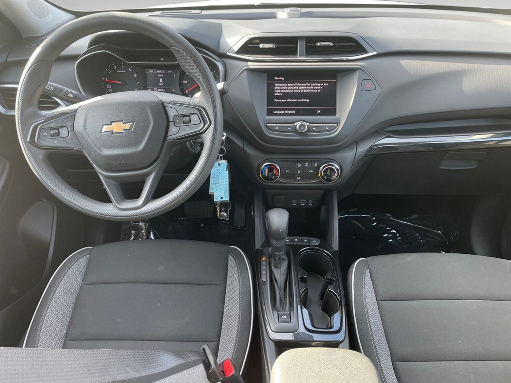 2021 Chevrolet Trailblazer LS photo 8