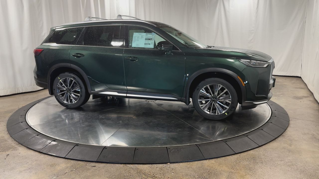 2026 Infiniti QX60 Luxe photo 3