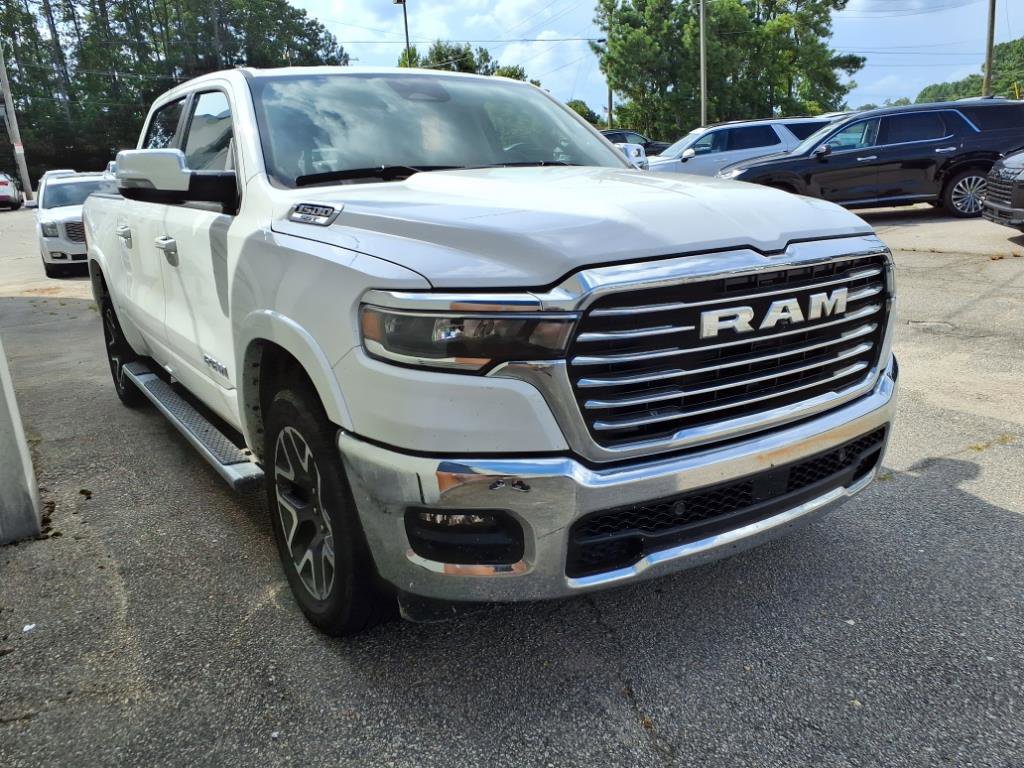 2025 Ram 1500 Laramie photo 7