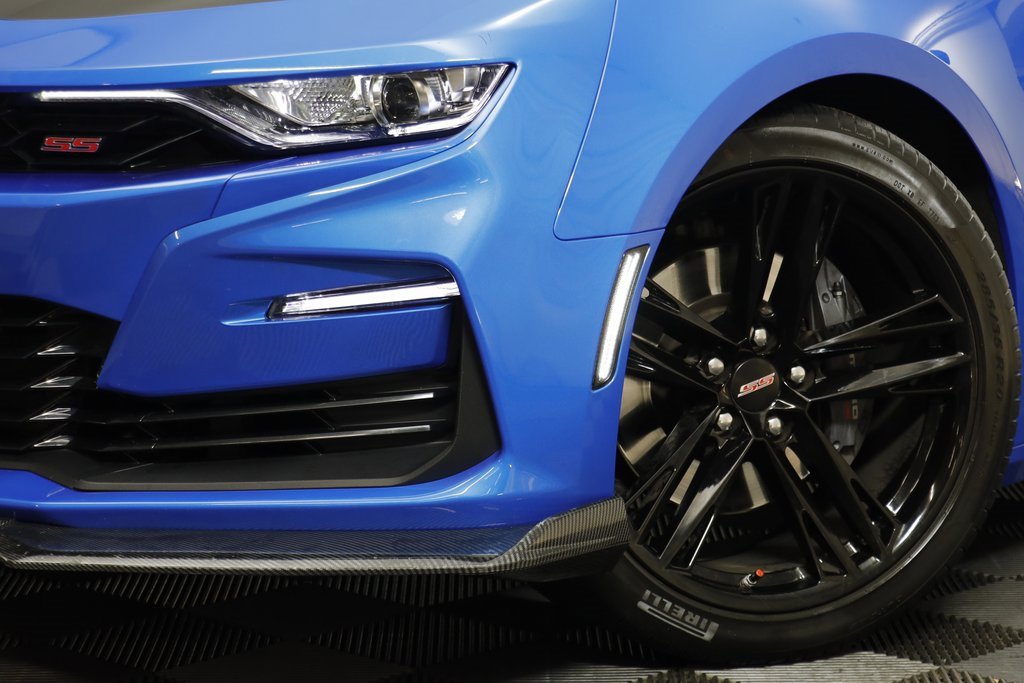 2024 Chevrolet Camaro 2SS photo 2