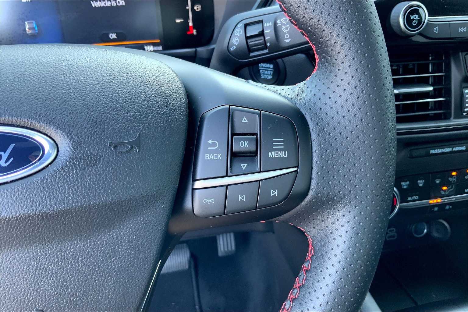 2025 Ford Escape ST-Line photo 22