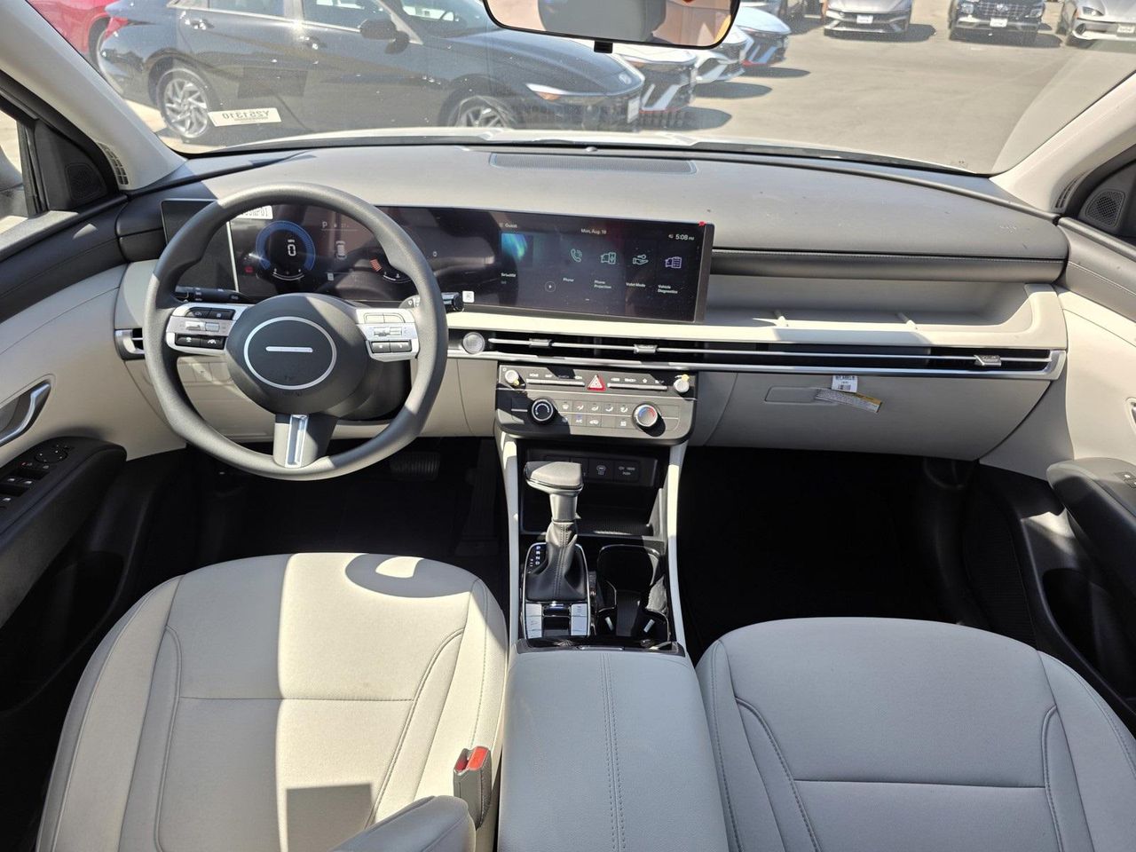 2025 Hyundai Tucson SE photo 15