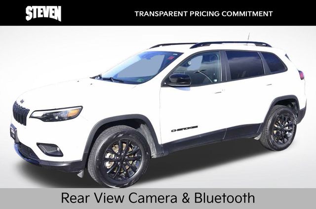 2023 Jeep Cherokee Altitude Lux's photo