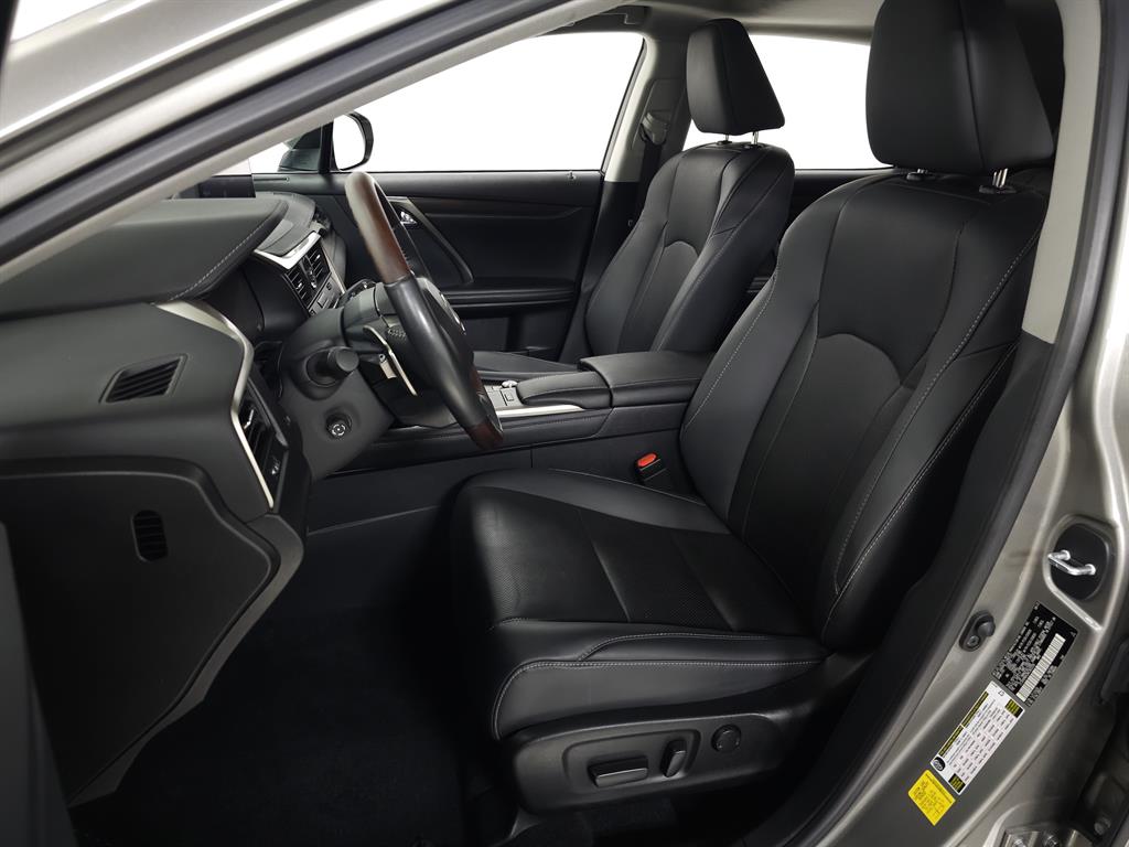 2022 Lexus RX Premium photo 17
