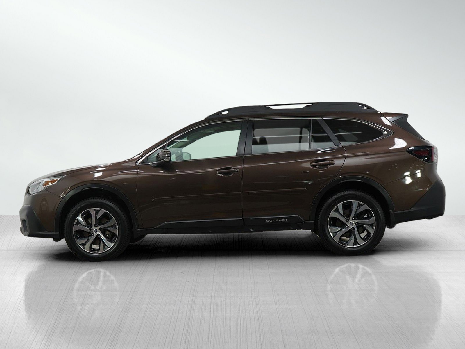 Used 2020 Subaru Outback Limited with VIN 4S4BTANC4L3224430 for sale in South Saint Paul, Minnesota