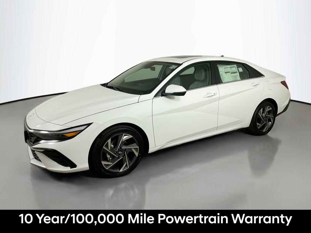 2026 Hyundai Elantra Limited photo 4