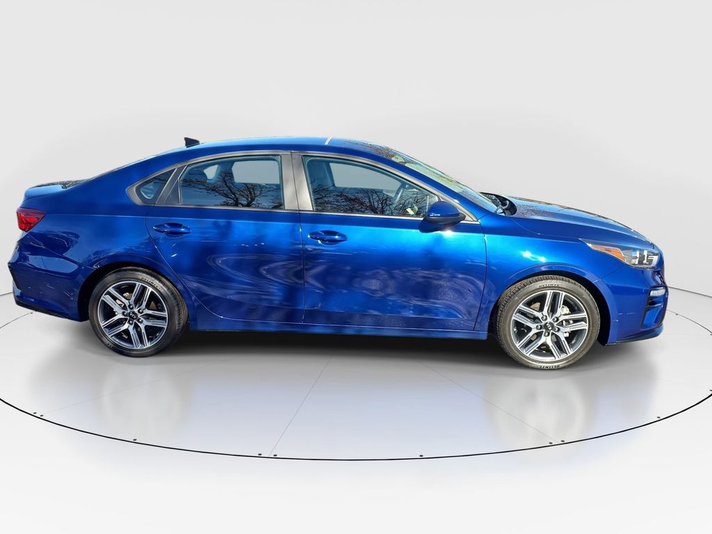 2019 Kia Forte S photo 4