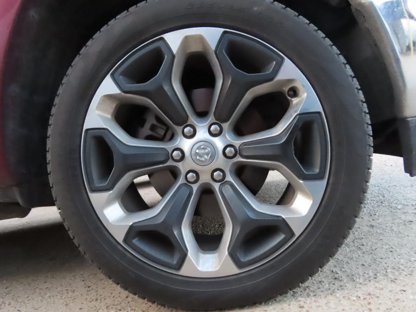 2024 Ram 1500 Longhorn photo 4
