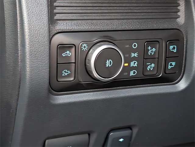 2025 Ford F-250 Lariat photo 8