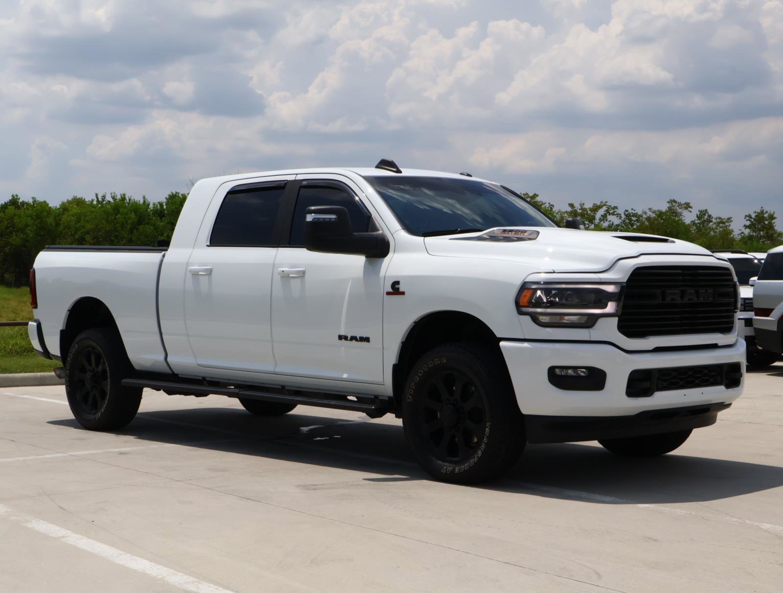 2024 Ram 3500 Laramie photo 7