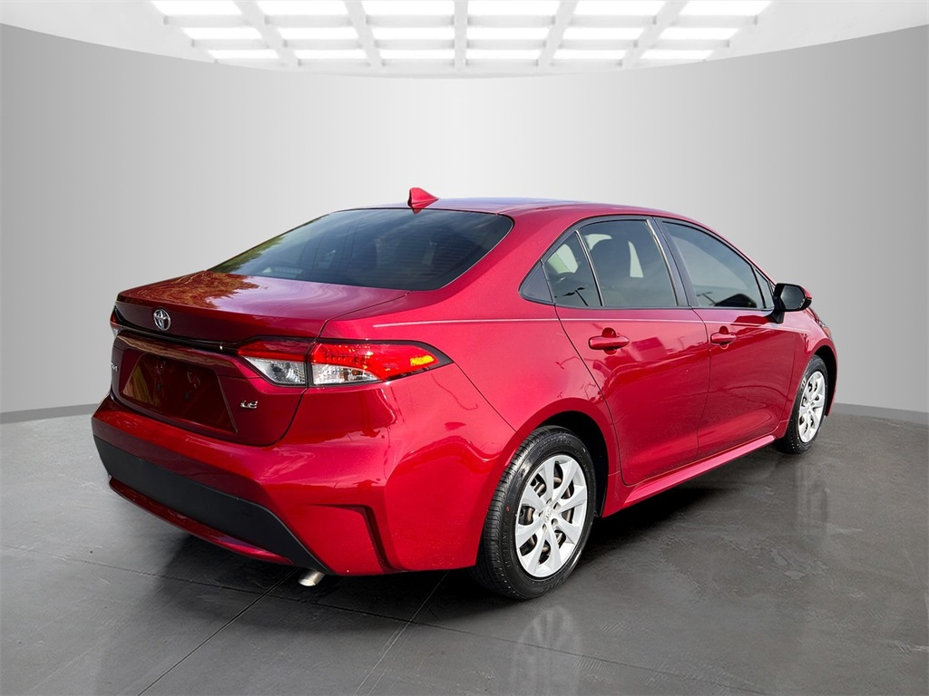 2022 Toyota Corolla LE photo 7