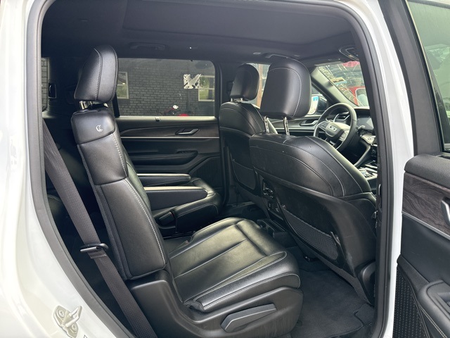 2024 Jeep Grand Cherokee Limited photo 12