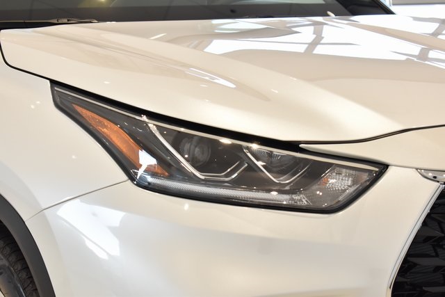 2025 Toyota Highlander Platinum photo 2