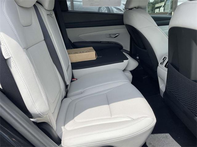 2025 Hyundai Tucson Limited photo 12