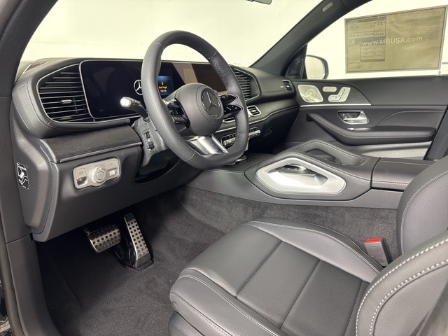 2026 Mercedes Benz GLS 450 4MATIC photo 10