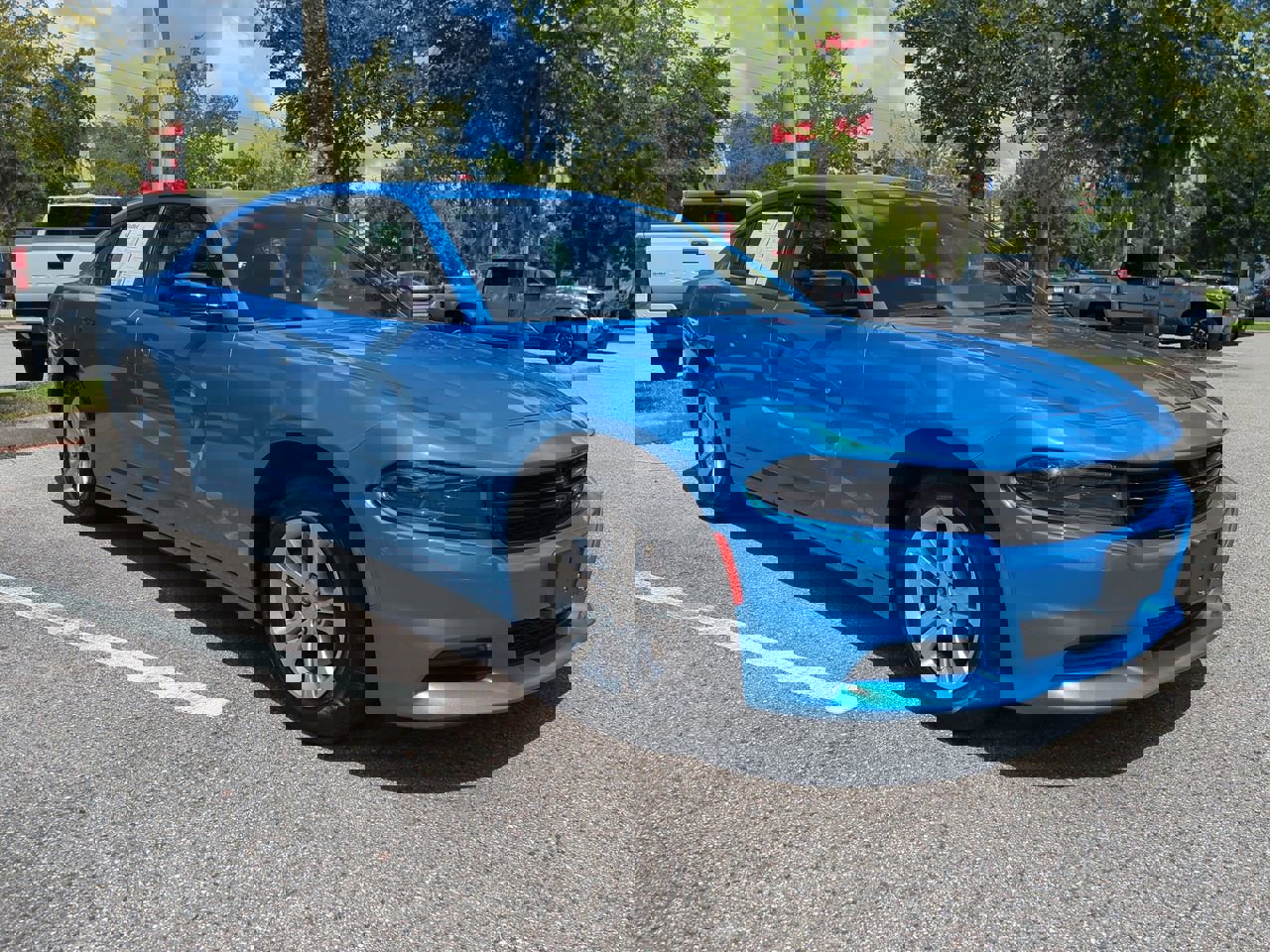 2023 Dodge Charger SXT photo 2