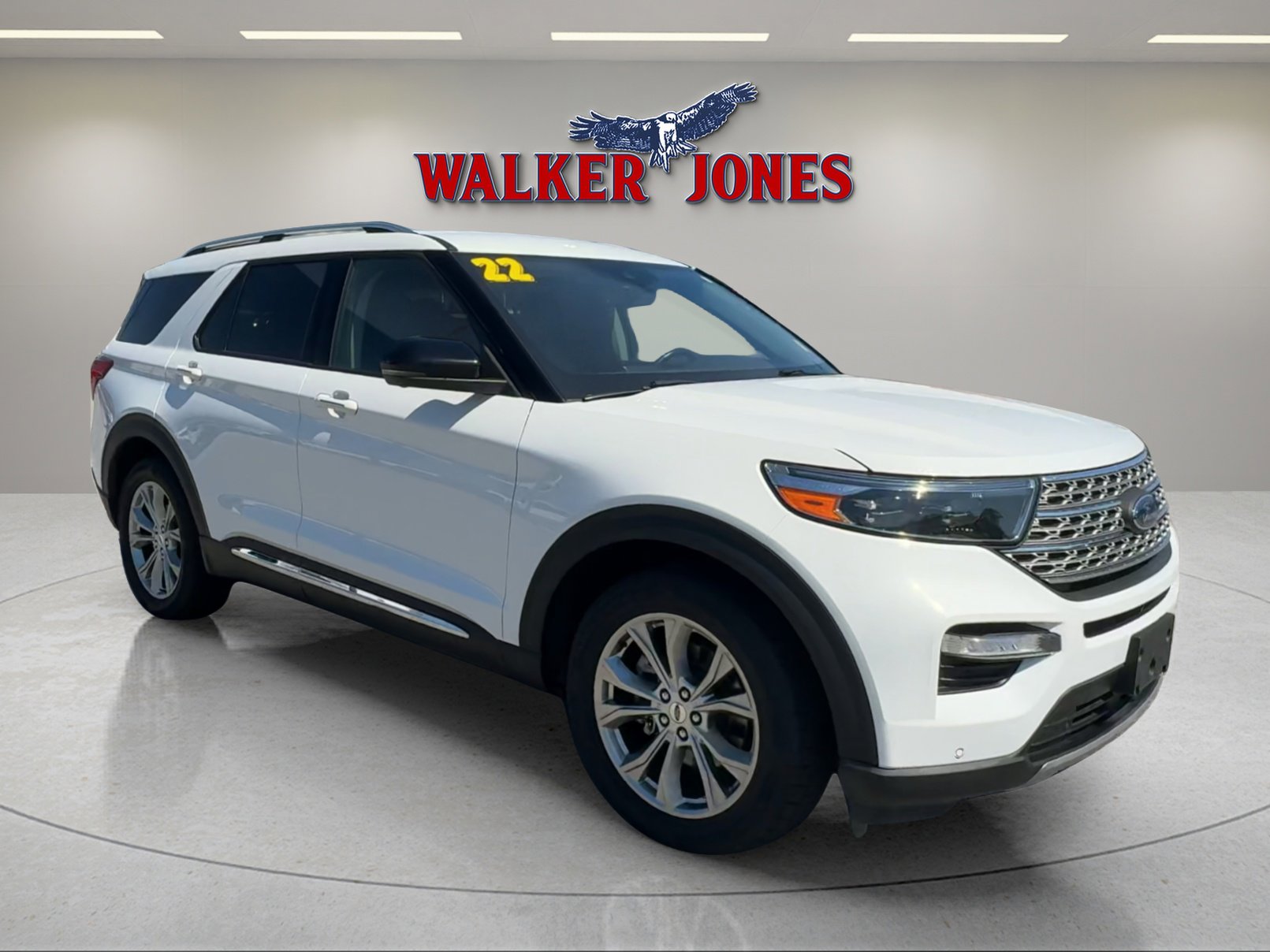 2022 Ford Explorer Limited's photo