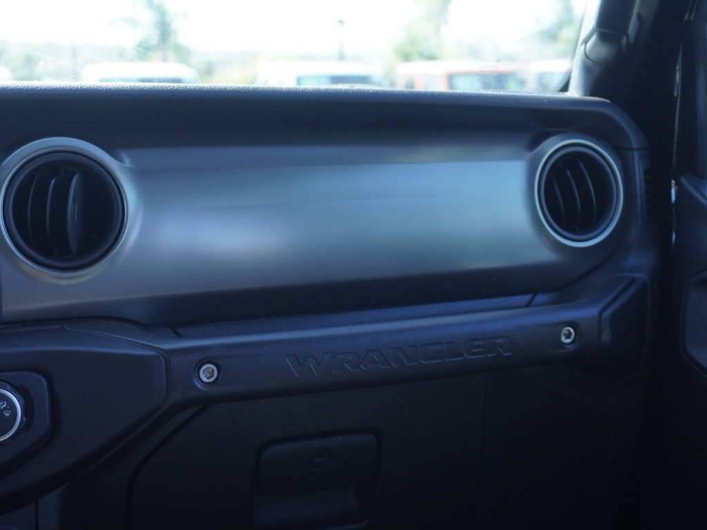2019 Jeep Wrangler Sport S photo 24