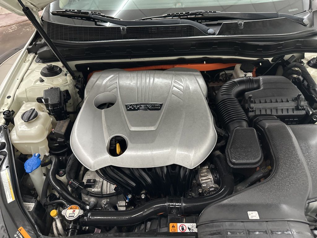 2013 Kia Optima Hybrid LX photo 24