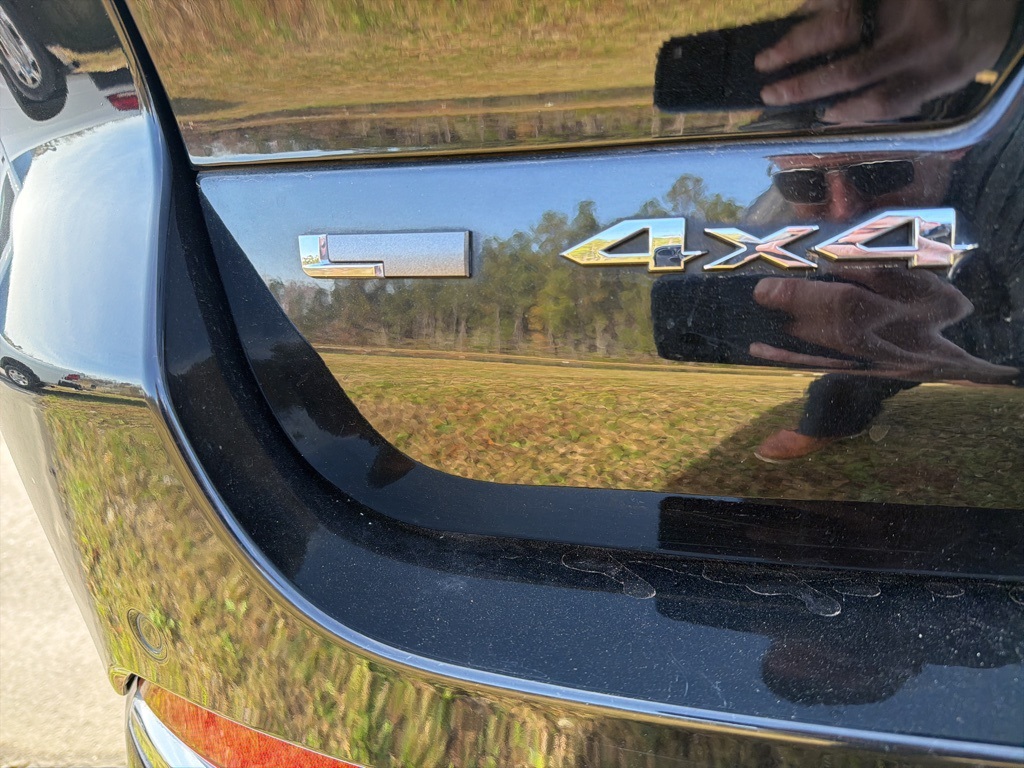 2021 Jeep Grand Cherokee Overland photo 2