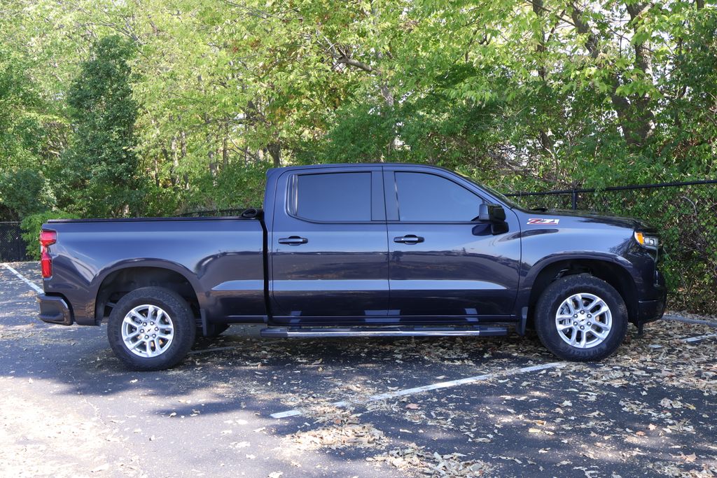 2022 Chevrolet Silverado 1500 RST photo 9