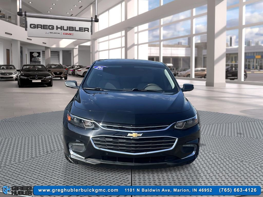 2017 Chevrolet Malibu Hybrid photo 2