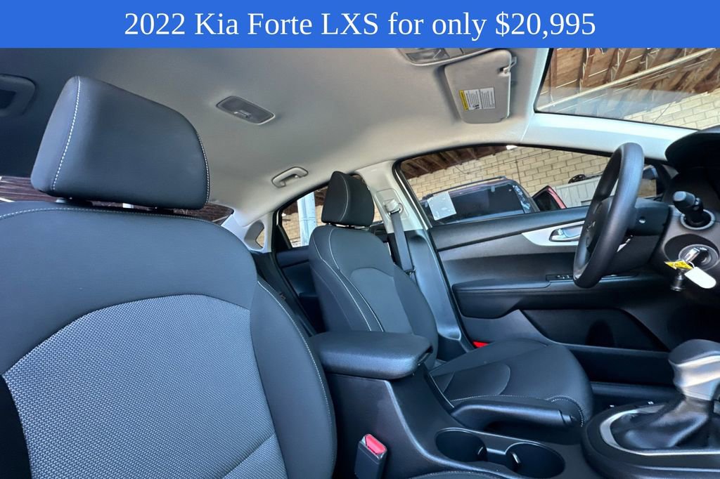2022 Kia Forte FE LXS photo 15