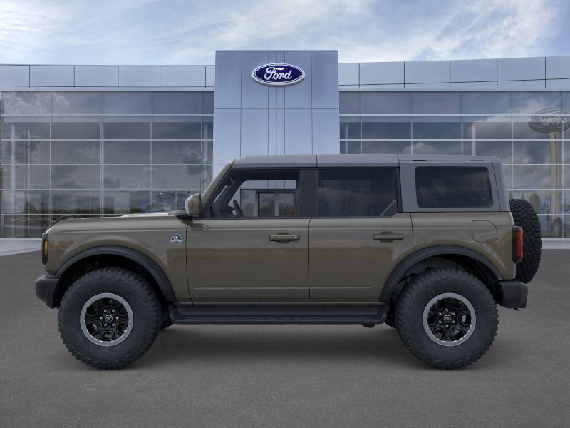 2025 Ford Bronco Outer Banks photo 3