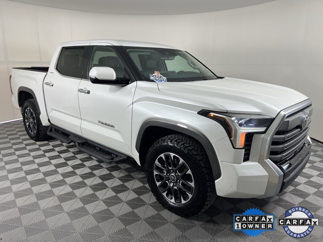 2022 Toyota Tundra Limited's photo