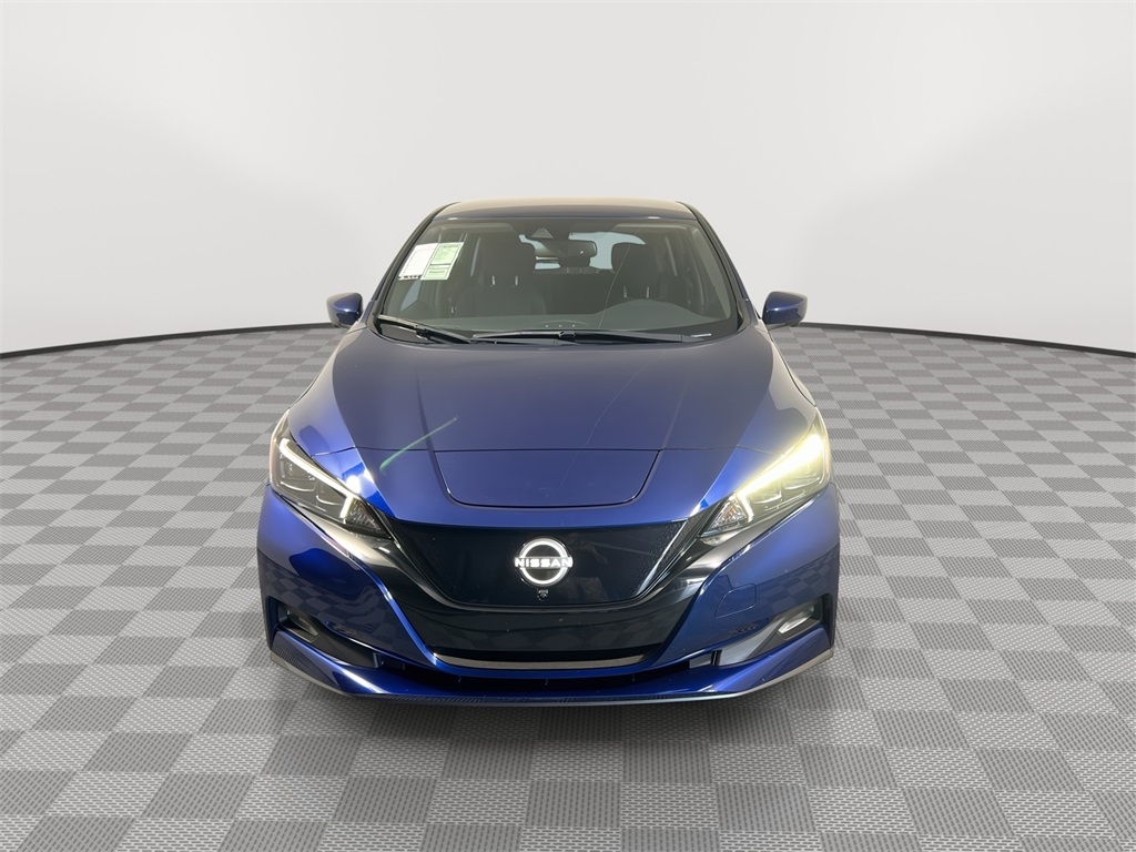 2023 Nissan Leaf SV Plus photo 3