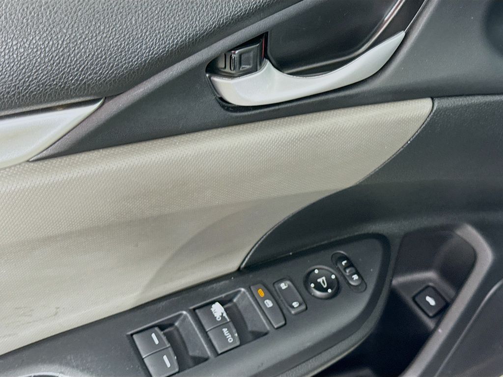2020 Honda Civic LX photo 16